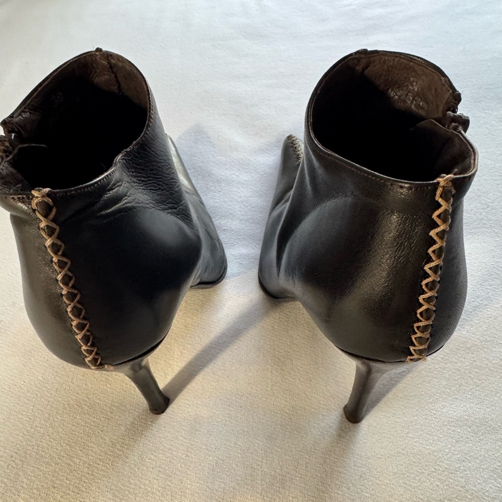 Paloma Barcelo Black Pointed Toe Fine Soft Leather Stiletto Heel Ankle Boots - Picture 4 of 5